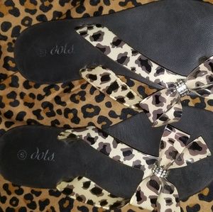 Leopard print bowl flip flops